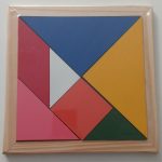 <?php bloginfo("name"); ?> - Tangram com 7 peças 24 x 24 cm  REF.: 1930